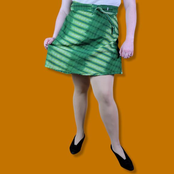 Vintage Green Patterned Wrap Skirt - Picture 3 of 4